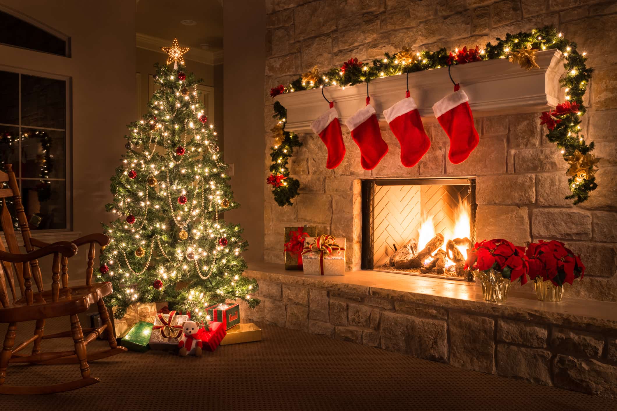 Christmas Tree iStock 487756624 min 1 2